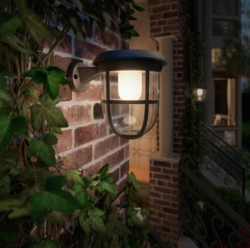 Philips 8720169267176 UltraEfficient Solar Radii solárne nástenné svietidlo so senzorom PIR LED 1,3W/250lm 3000K IP44 čierna