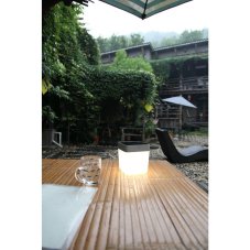 LUTEC 6908001337 TABLE CUBE solárne stolové LED svietidlo 1W 3000K IP44 svetlá šedá