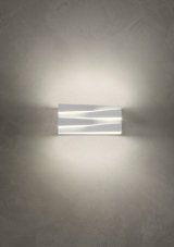 REDO 01-2395 ZIGO nástenné svietidlo LED 18W/825lm 3000K biela