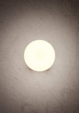 REDO 01-2600 BILIA nástěnné svítidlo LED 5W/330lm 3000K IP44 bílá
